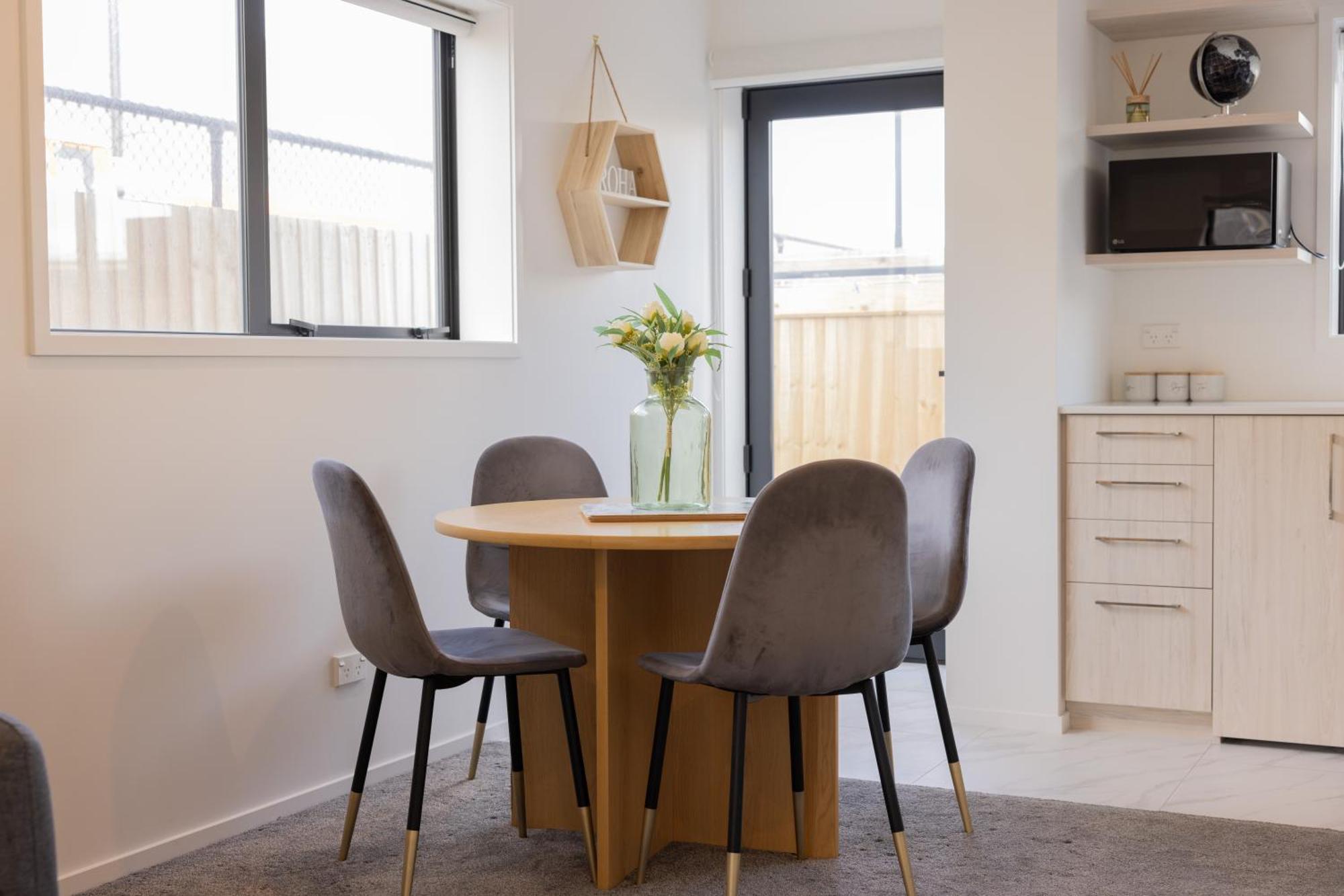 כרייסטצ'רץ' Luxury 2 Bedroom Townhouse By Hagley Park In Cbd מראה חיצוני תמונה