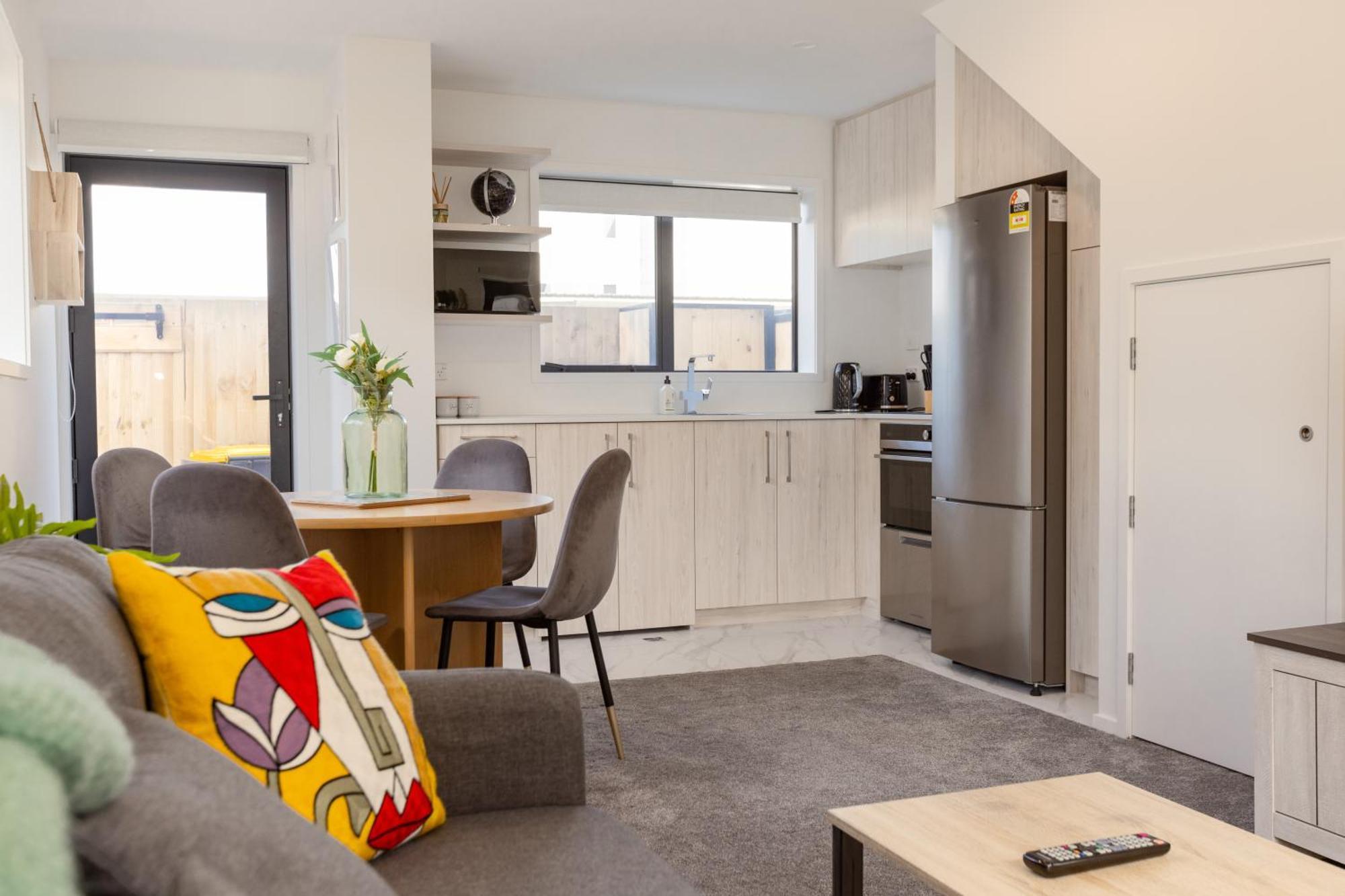 כרייסטצ'רץ' Luxury 2 Bedroom Townhouse By Hagley Park In Cbd מראה חיצוני תמונה